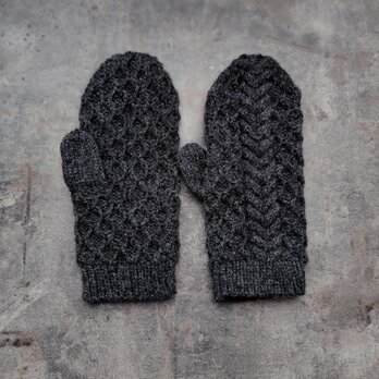 Hand-knit mittens / double cable & honeycomb