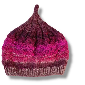 １点限定！　新作2026どんぐりニット帽子　野呂英作毛糸使用　チェリーピンクグラデーション　誕生日ギフト・プチギフト