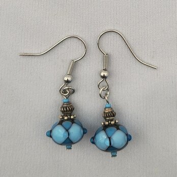 No.195【イヤリング変更可】ドットトンボ玉ピアス 青