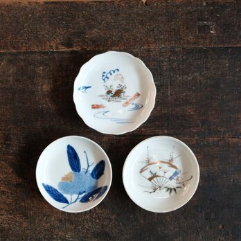 素朴で可愛い時代色絵小皿３客◆瀬戸焼　花文骨董・antiques 丁寧な暮らしに。昭和初期【トリアシ】のコピー