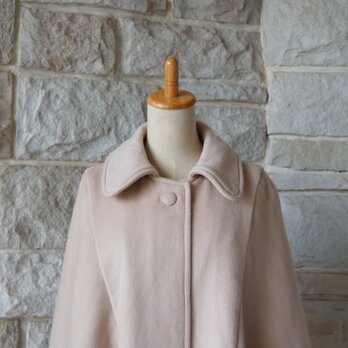 【エレガントケープコート】 　かわいらしくて品のあるふかふかなピンクベージュ　カシミヤウール