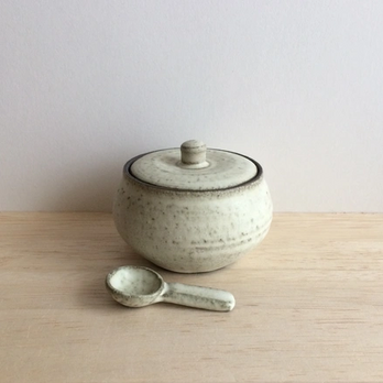 蓋物（匙付き）白マット