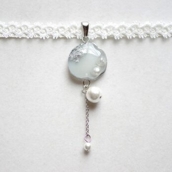 【受注製作】レジンアート　スライスアゲートとタティングレースとサテンリボンのチョーカー〈みぞれ〉