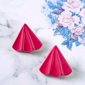 vivid pink fan shaped plastic ヴィンテージピアス
