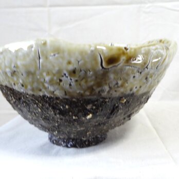 C8　粗い土（原土）の鉢