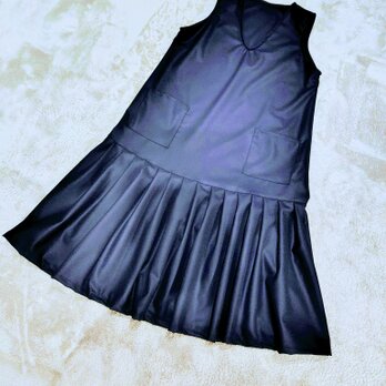 新春セール！濃紺上質ウールプリーツジャンスカ