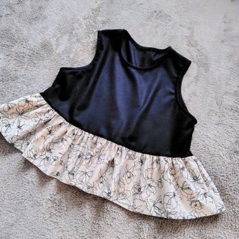 新春セール！上質ブラックウールフリルベスト