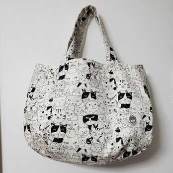 普段使いのマチたっぷりトートバッグ ねこ柄