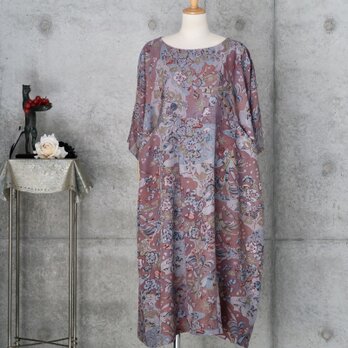 辻ヶ花文様のワンピース　 ゆったり目　 ドロップショルダー　着物リメイク