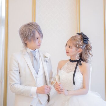 実例写真！ウエディングドレス ホルターネック インポートビジューレース 華やかなトレーン 前撮り もこもこドレス