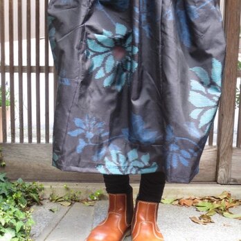 着物リメイク☆アンティーク大島紬で変形スカート75cm丈の画像