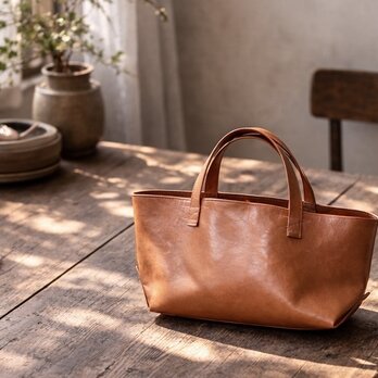 本革 トートバッグ スモールフィールドバッグ 横長 小さめ 牛革 レザー 軽量 シンプル ユニセックス ウォームブラウン