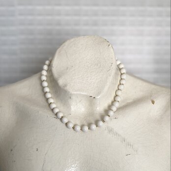 Vintage 80s USA retro white enamel beads necklace