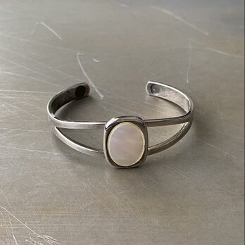 Vintage 90s-00s USA retro mother of pearl bangle