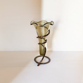 コーン型ガラス花器(ベージュ)