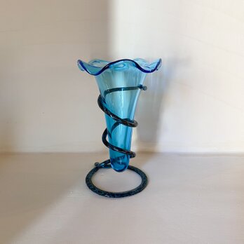 コーン型ガラス花器(濃い水色)