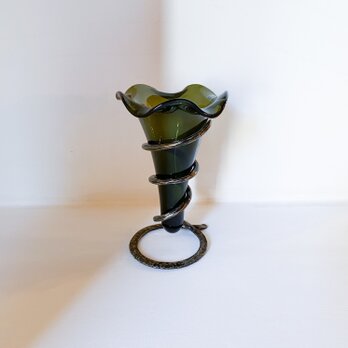 コーン型ガラス花器(黒色)