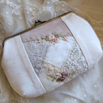 アンティークレース*リボン刺繍*ビーズ刺繍*パッチワーク*がま口