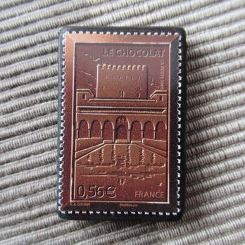 フランス　チョコレート切手ブローチ10699