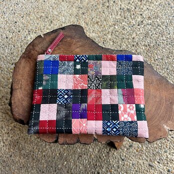 古布パッチワークのファスナーポーチ（カラフル）03002-07