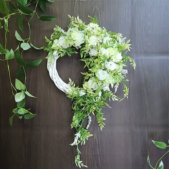 【1/20～販売予定】爽やかな グリーン＆ホワイト リース アーティフィシャルフラワー ns435