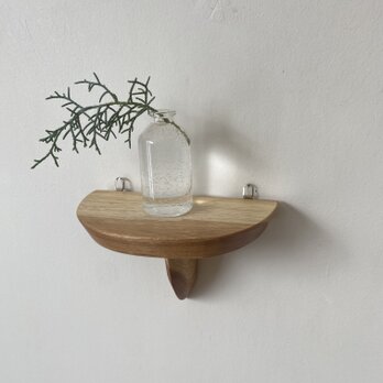 壁掛け飾り棚