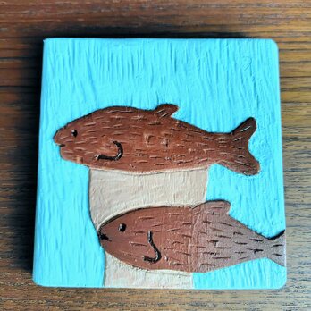 木彫レリーフ　埴輪魚