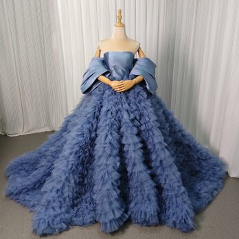 豪華！カラードレス ブルー ベアトップ ドロップショルダー 柔らかく重ねたチュールスカート 編み上げ 前撮り