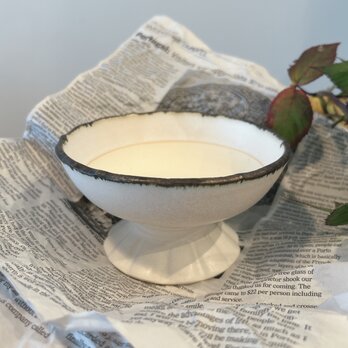 コンポート フリル高台フラワーベース