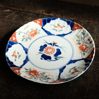 草花と蝶々◆伊万里　花文色絵金彩七寸中皿　古民家　骨董・antiques 明治期 【窯傷有り】i2