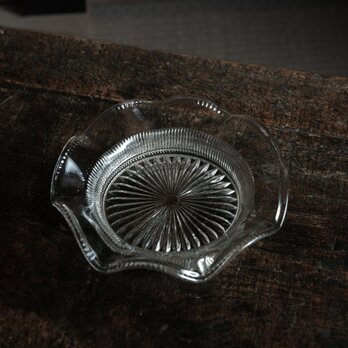 素敵な形状◆波打つ形状　アンティークガラス中皿　骨董/antiques 古民家　古道具　明治末〜大正期