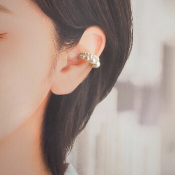 パールのウェーブイヤーカフ・小（ナチュラル）【受注】