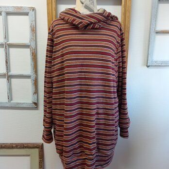 タートルみたいなフード付き❤️ボーダー柄ニットチュニック　赤ベージュ（サイズフリー L〜 L L）