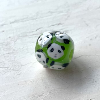 とんぼ玉「パンダぎゅうぎゅう」