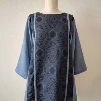 大島紬と青色服地チュニック