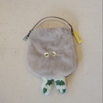 眠たいホコリちゃん