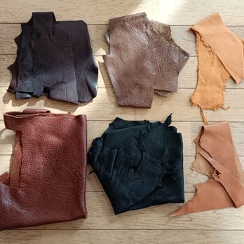 ​【上質タンニン鞣し】牛ヌメ革＆ピッグスキン ハギレセット2（特典付）