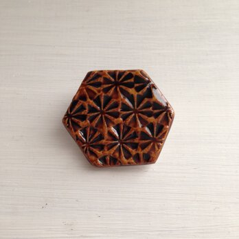 ブローチ(六角小花)飴