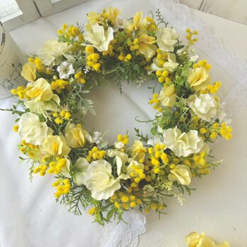 ミモザとスイトピーのナチュラルリース