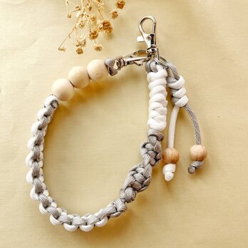 パラコード スマホストラップ ハンドストラップ バッグチャーム ハンドメイド