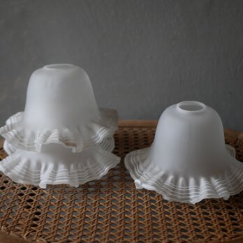 ガラスのランプシェード　照明　フランスヴィンテージ　ブロカントのある暮らし　ブロカント