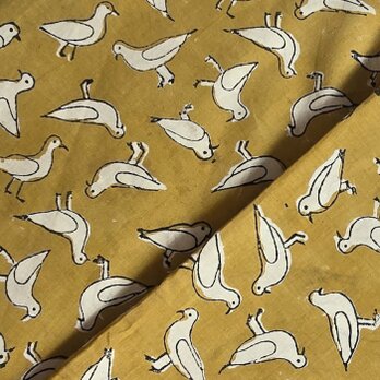 インド ブロックプリント生地 [50cm単位切売] バグルー バード マスタードイエロー とり 小鳥 SA IF0437