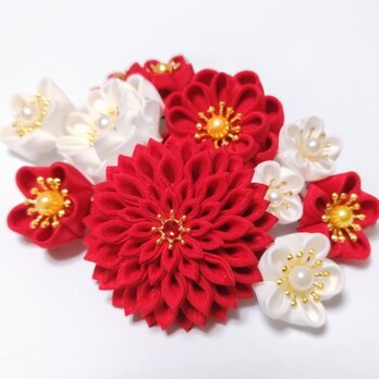 つまみ細工の髪飾り Ｕピン ７点セット【赤･白】