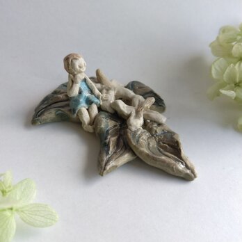 ドクダミ　ちびっこ　【花といっしょ】