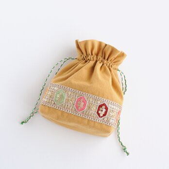インド刺繍リボンのマチのある巾着ポーチ 　イエロー