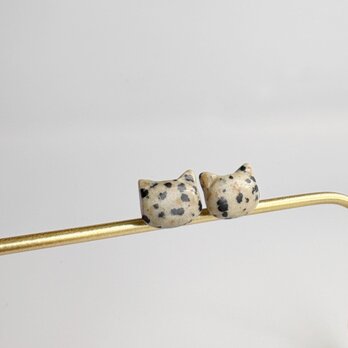 選べるぷっくり猫 模様 天然石 猫ピアス