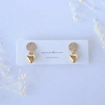 ★c　"シンプルなお洒落を楽しむ…"　春　夏　小ぶり　フォーマル　ゆらゆら揺れる　ハート　ピアス/イヤリング