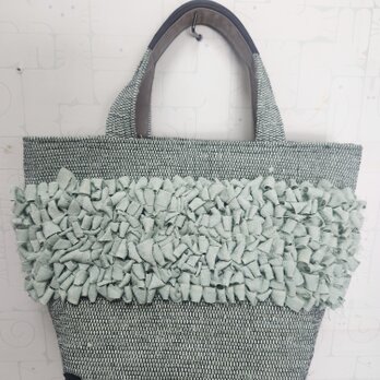 フリルいっぱい裂き織りバッグ　