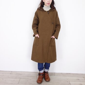 リバーチェックとトーションレースの変形パーカーコート