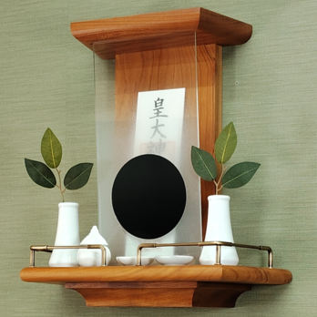 【 未来を拓く神棚　 神の鏡 】　一社宮神棚　欅(ケヤキ)無垢材　　モダン神棚 壁掛け型　ハンドメイドオリジナル商品